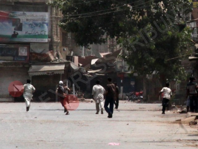 Karachi violence, More than 100 people have been killed