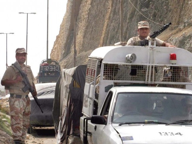 Death toll rises 33 more in Karachi violence