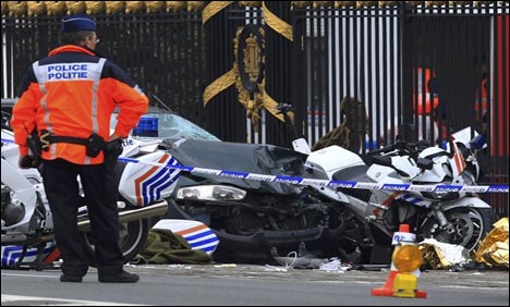 Suicide attack outside Belgian Royal Palace Suicide attack outside Belgian Royal Palace