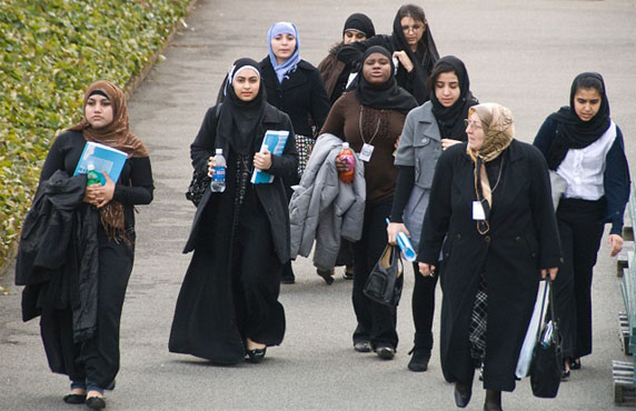 Turkey lifts headscarf ban in religious schools Turkey lifts headscarf ban in religious schools