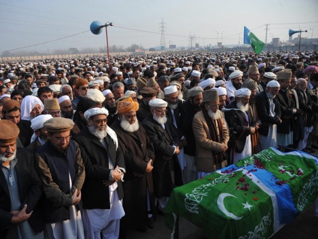Qazi Hussain Ahmed funeral prayer