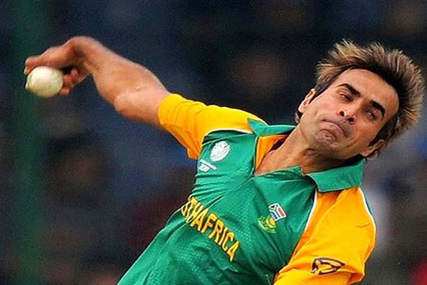 Imran Tahir creates a new ‘Googly’ bowl in Cricket
