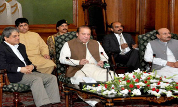 Nawaz Sharif announced ‘Green Line’ bus service for Karachi