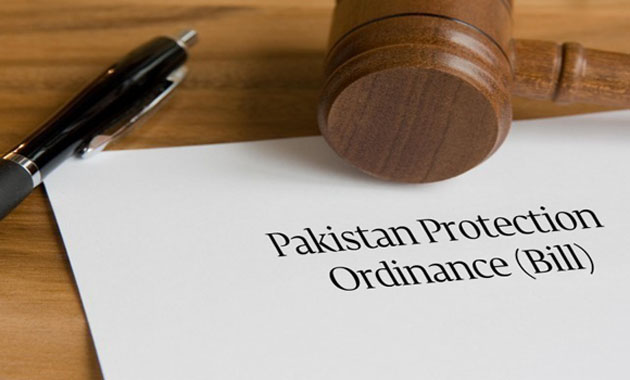 President Mamnoon Hussain signs Pakistan Protection Bill 2014