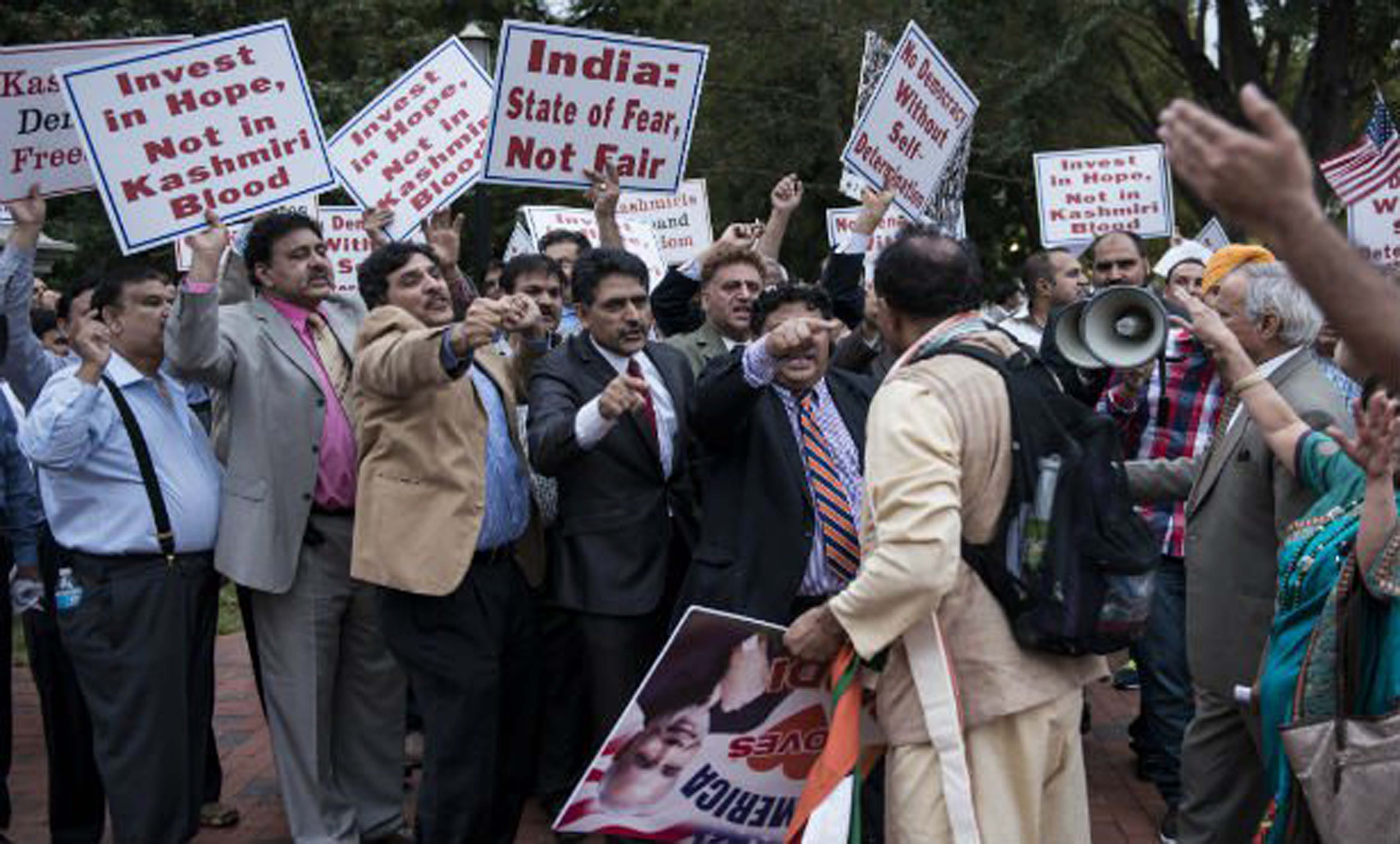Kashmiris, Sikhs protest outside White House against Modi