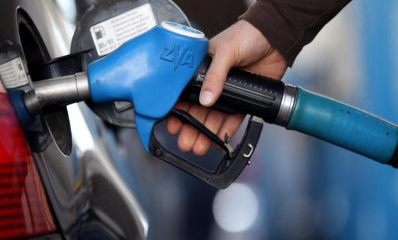 Petrol expected to decrease by Rs 4.50 in November