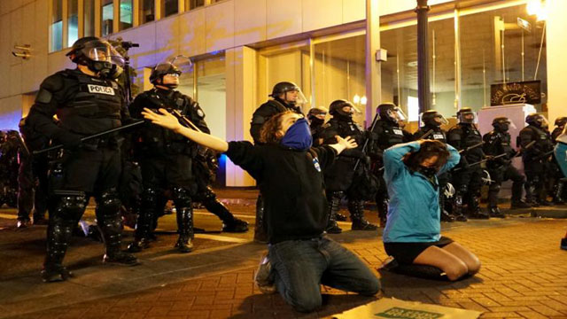 Protesters in US against Trump