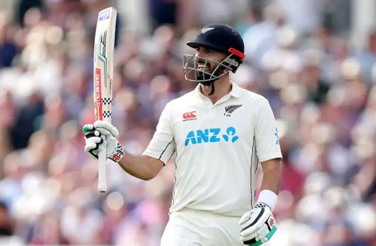 Daryl Mitchell equals Sir Don Bradman's 92-years-old record