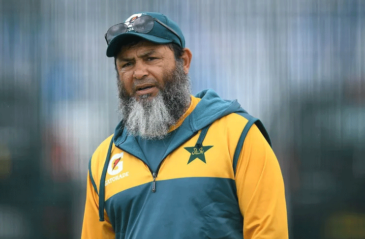 'It is important for us to have solid players in middle-order' Mushtaq Ahmed