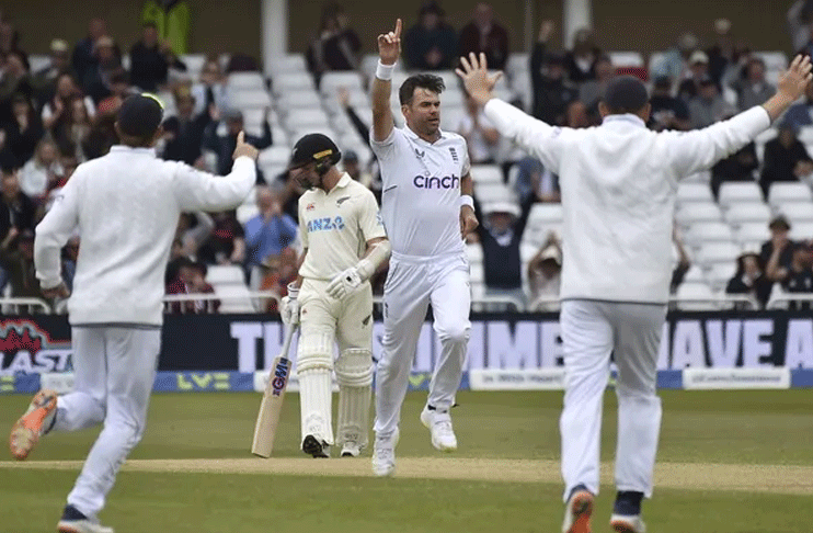 New Zealand take lead before England grapple to hang the second Test