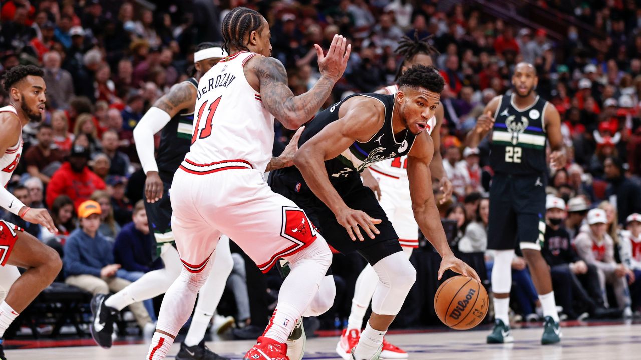 DeMar DeRozan Can’t Help But Be Amazed at Giannis Antetokounmpo’s Insane NBA journey, During Recent Podcast Appearence