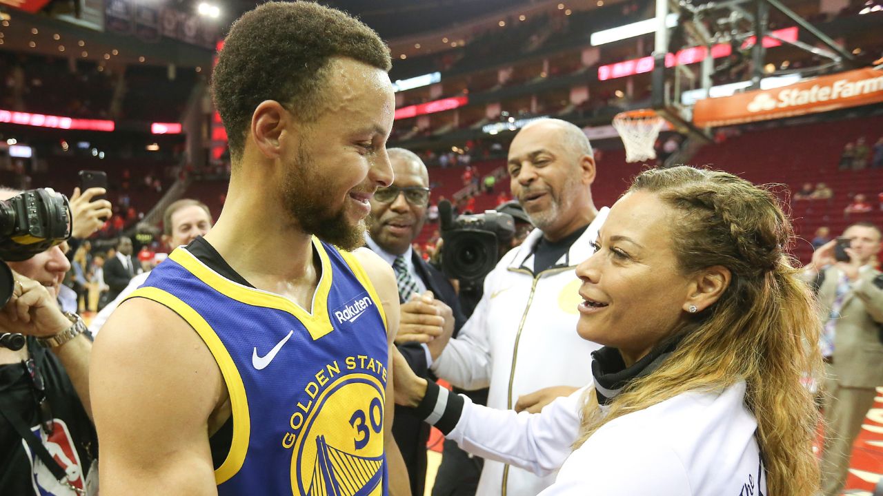 “Bringing Up Stephen Curry? It Was All God!”: Sonya Curry hails the lord for her oldest son’s childhood and the brilliant man he is today