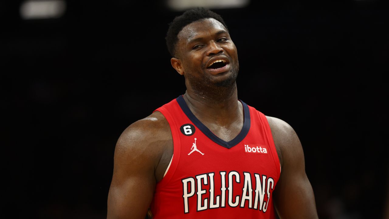 Zion Williamson Playing Basketball