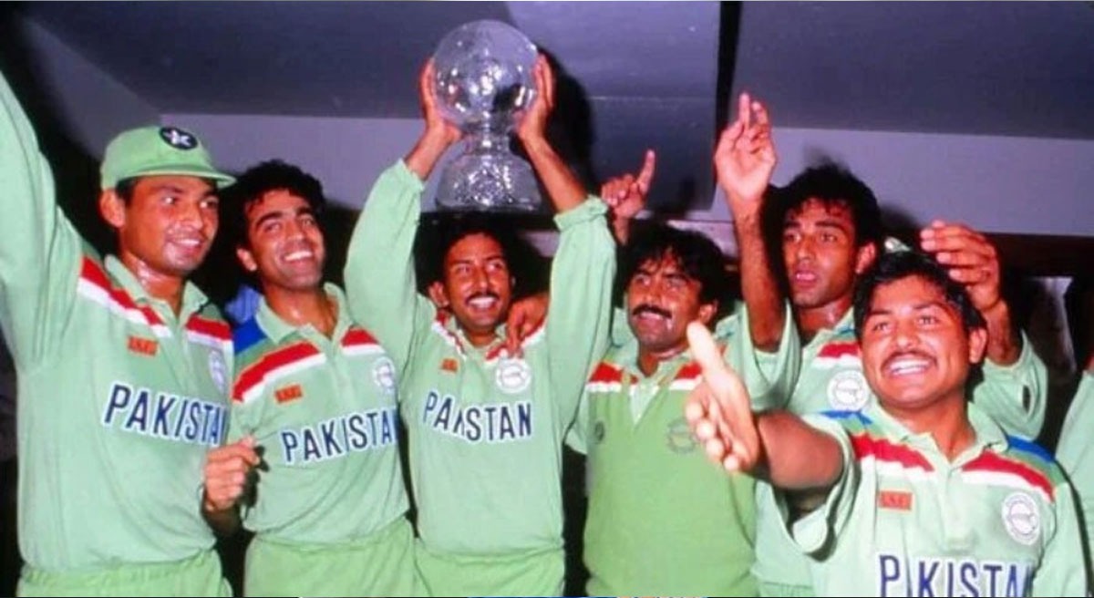 Netizens roast Pakistan Cricket for not including major players on Independence Day video
