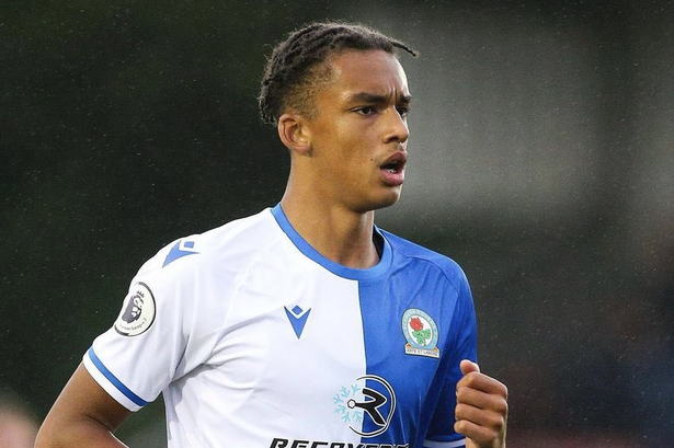 Manchester United set to battle Chelsea for Ashley Phillips