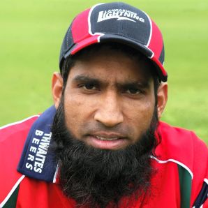 Muhammad Yousaf Appriciated to Shahid Afridi